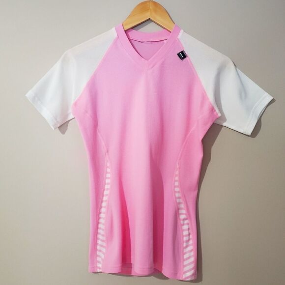 🦋3/$20 Helly Hansen Short Sleeve Athletic Top - Picture 1 of 8